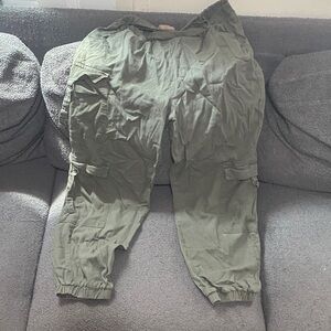 Ci Sono women’s Green Cargo Pants